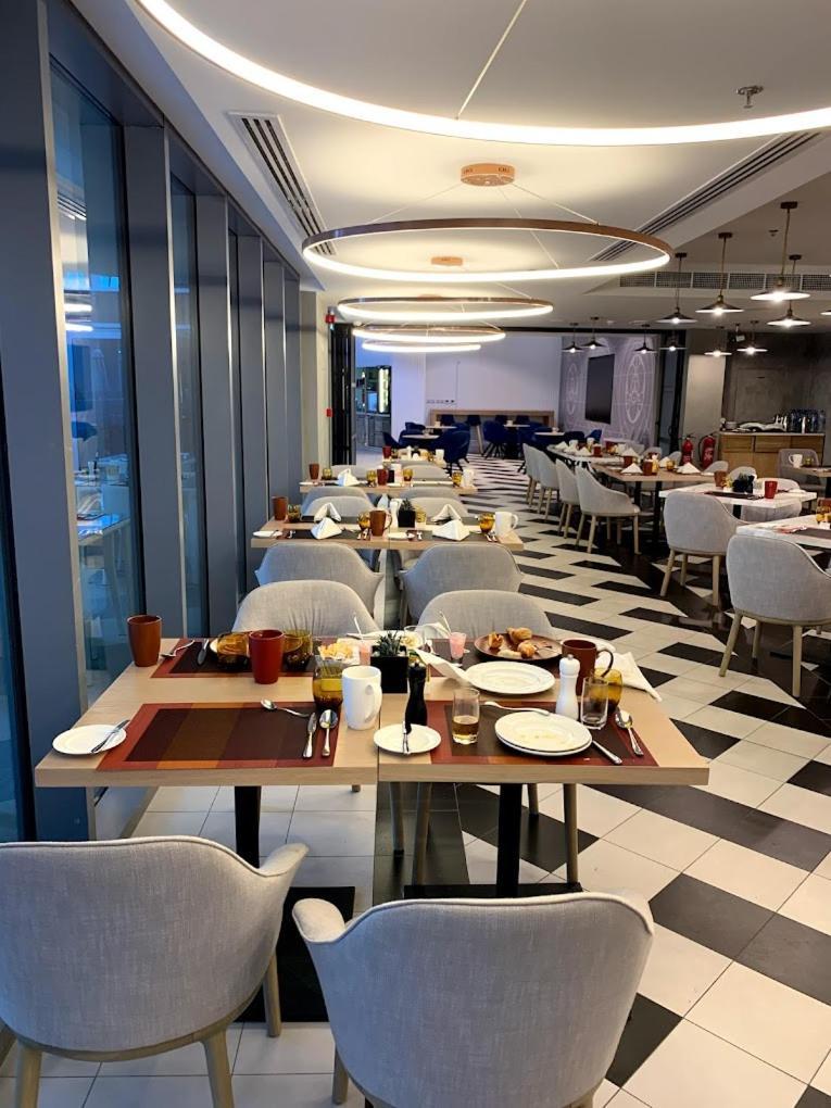 Atria By Millenium Business Bay *